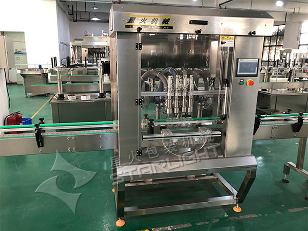 沙拉醬灌裝機設(shè)備-全自動化沙拉醬灌裝機生產(chǎn)線實拍圖