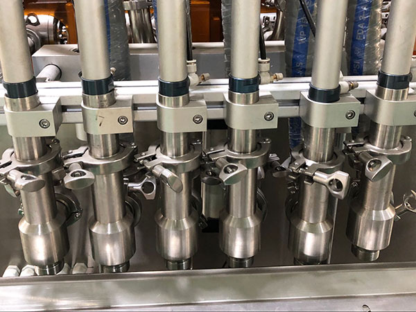 香菇醬灌裝機生產線細節圖